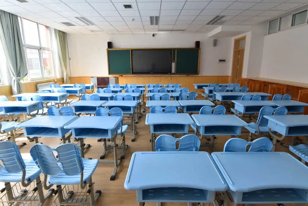 闈掑矝鍗佷節涓腑缇庣彮鏀惰垂鏍囧噯,闈掑矝鍗佷節涓腑缇庣彮