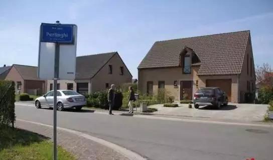 这个漂亮的中国女人轰动整个西方被尊为“圣母”，中国却少人知道