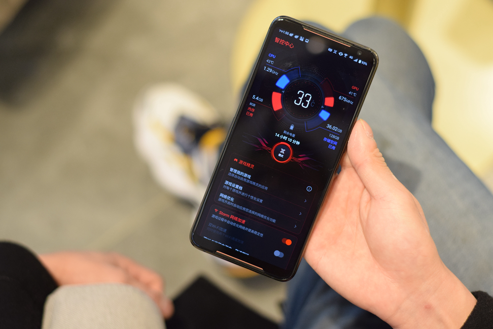 rog游戏手机2最新评测,rog游戏手机2测评5999