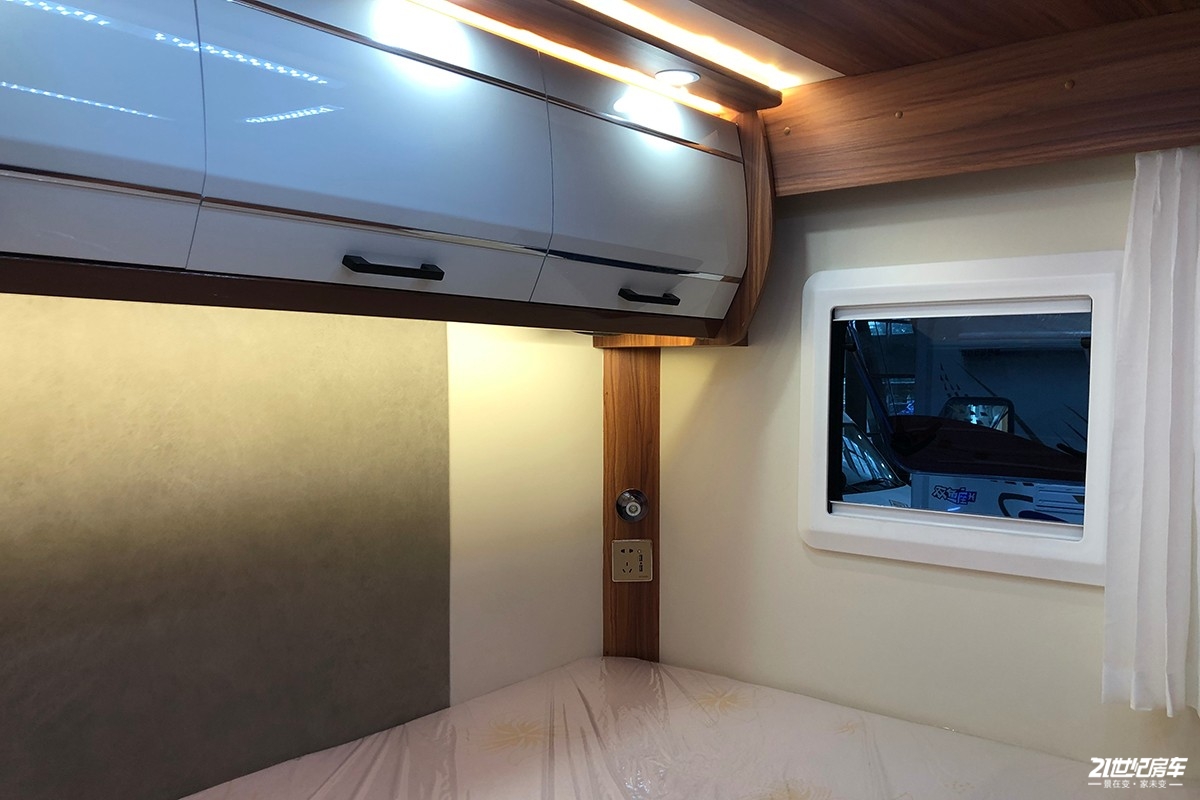 平头轻卡c型房车跃进,详解上汽跃进H500轻卡房车