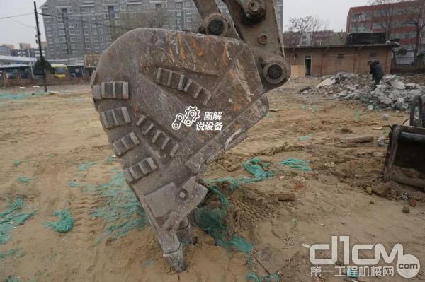 神钢sk260lc-8挖掘机哪里生产的,神钢sk200-6和神钢sk200-7区别