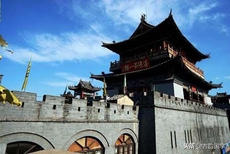 一座城一首诗一幅画,一座城一首诗视频