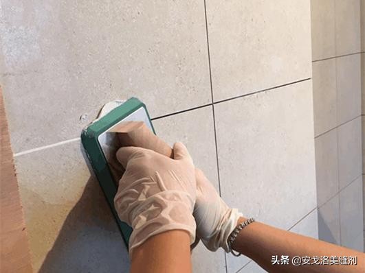 衣柜与瓷砖缝隙打美缝还是玻璃胶,800*800地砖美缝留多大缝隙