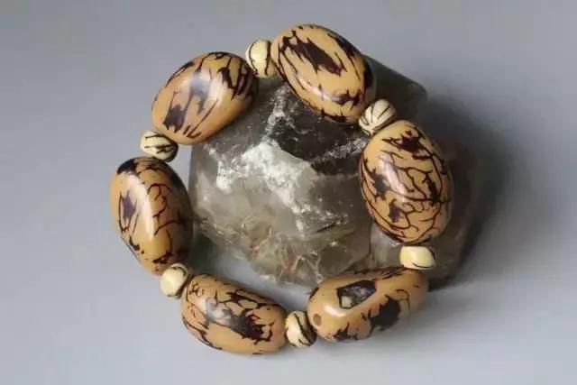 十大顶级懒人手串,不用刷直接盘的手串有哪些