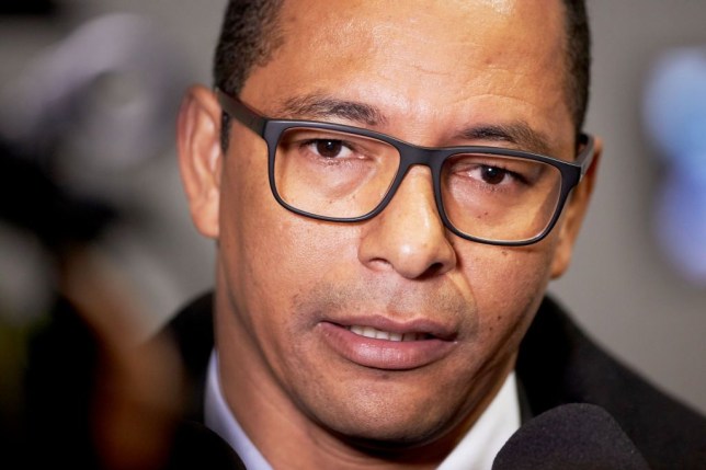 巴西世界杯大罗卡卡,02年世界杯巴西小罗