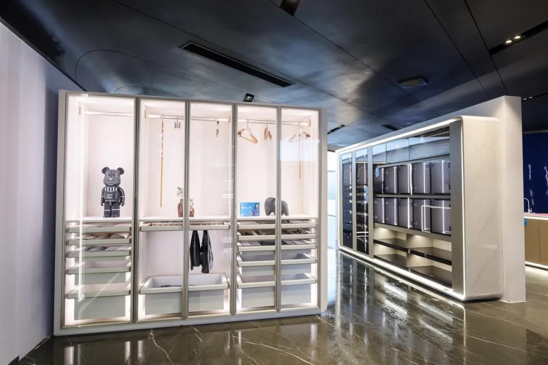 鎮嶉珮闆嗗洟鑲′唤鏈夐檺鍏徃鍥剧墖,鎮嶉珮浜旈噾瀹樼綉