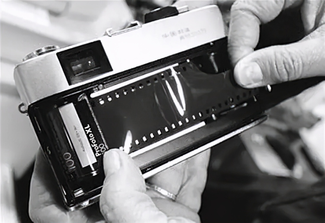 五六十年代可以随便拍照吗,70年代拍照留念