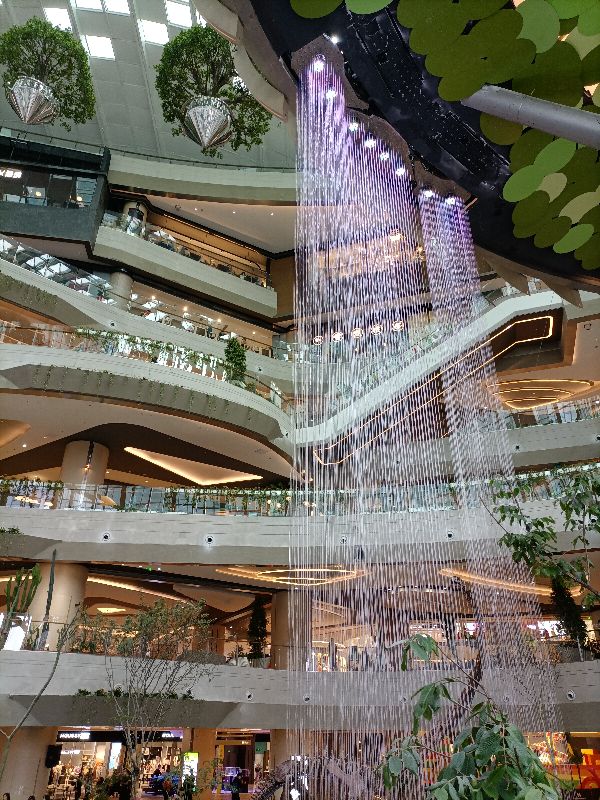 光环购物公园与新加坡樟宜机场,重庆观光购物公园