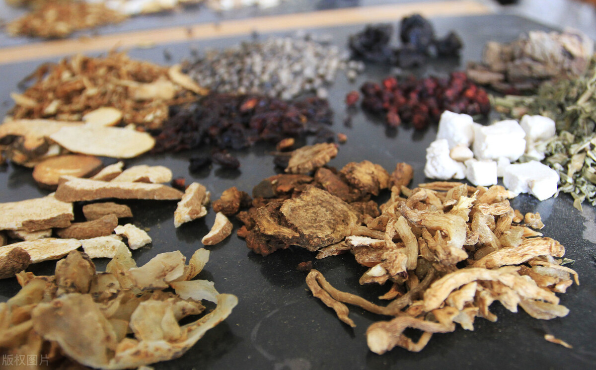 湿气，百病之源！国医教父丁甘仁的一张方子，扫清体内“湿毒”