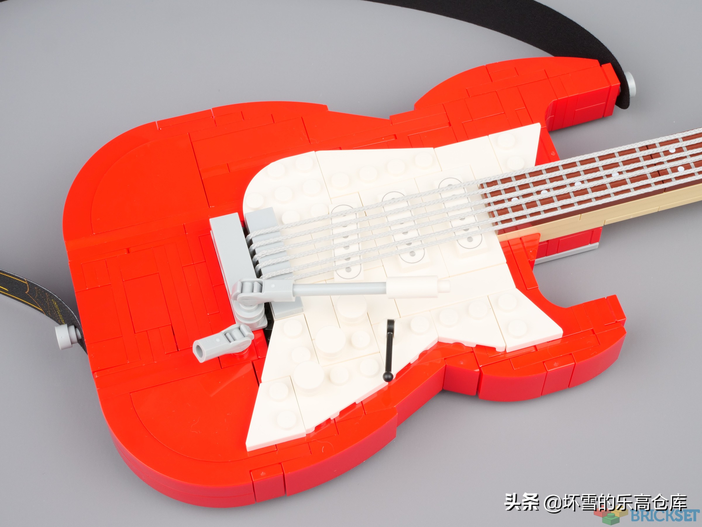 乐高电吉他官方视频,乐高电吉他多高