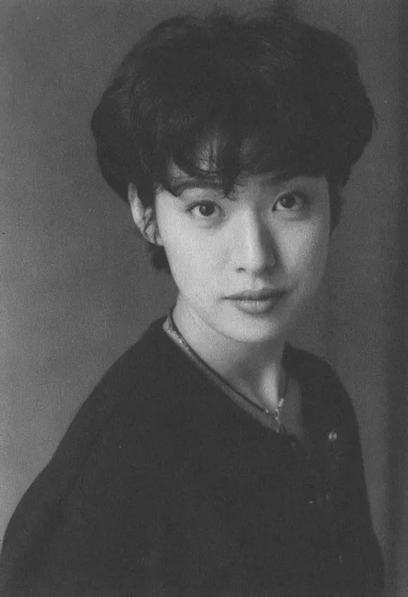 美女日推写真之日本小姐姐比美