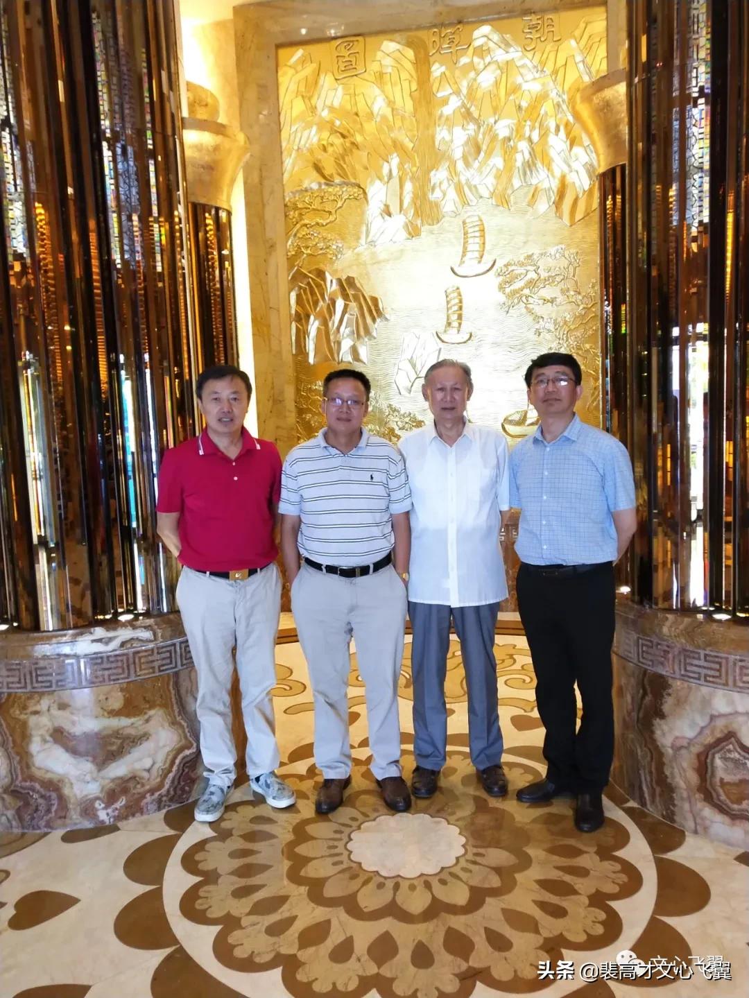 裴高才:杜献琛杏林探秘,新著《中西医结合内科证治》分赠山乡