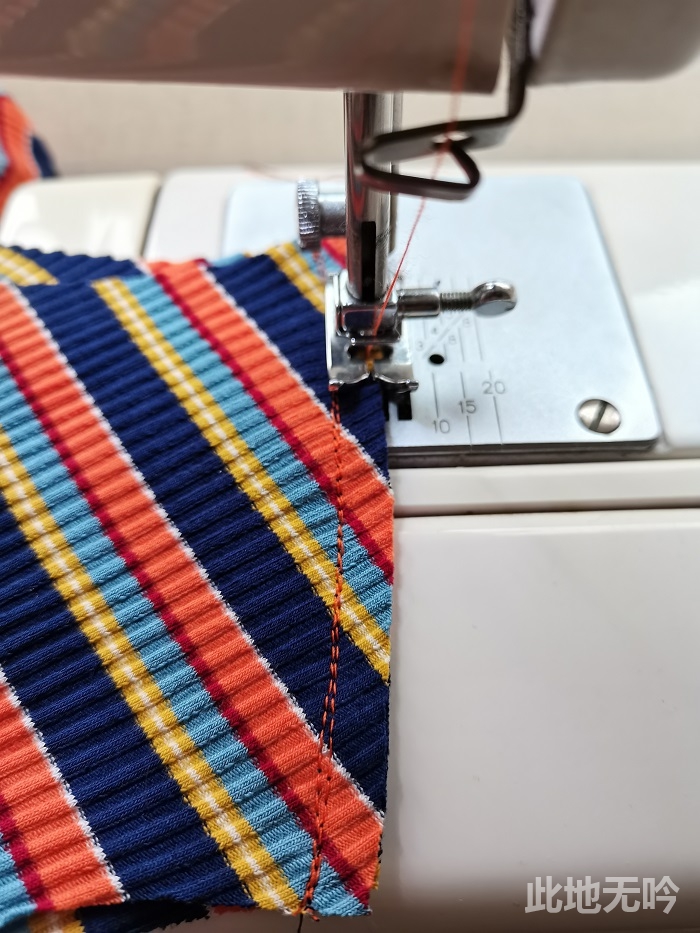 傻瓜缝纫机缝纫入门基础教程,针织女士t恤缝纫教程