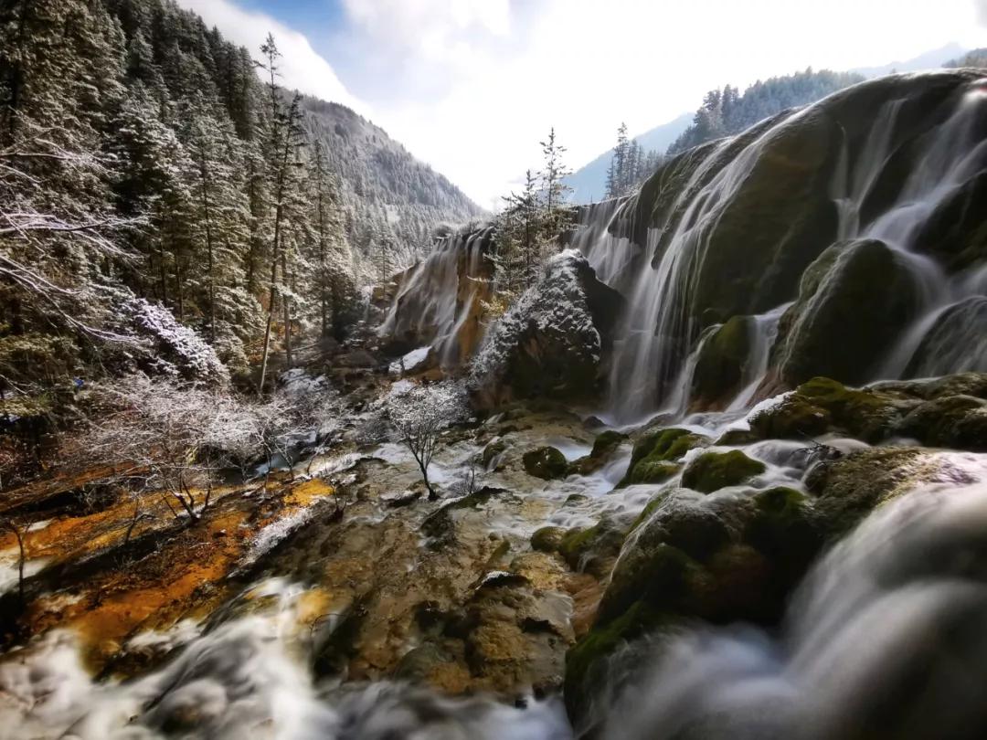九寨沟冰雪仙境,自驾九寨沟冰雪路面