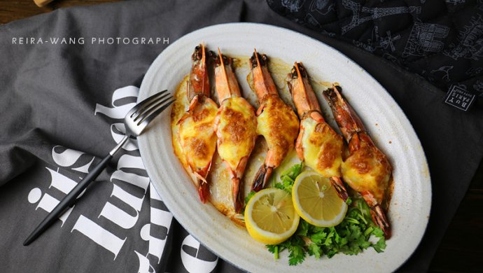 鲜虾如何储存虾头不发黑,鲜虾放瓶子里怎么冷冻不黑头