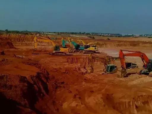 开了好多年挖掘机技术不行,经营挖掘机六年才挣了20万