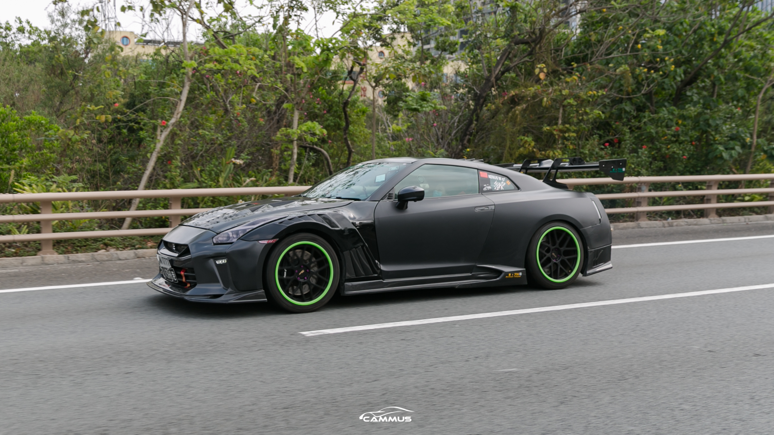 日产战神gtr百公里加速,日产gtr东瀛战神