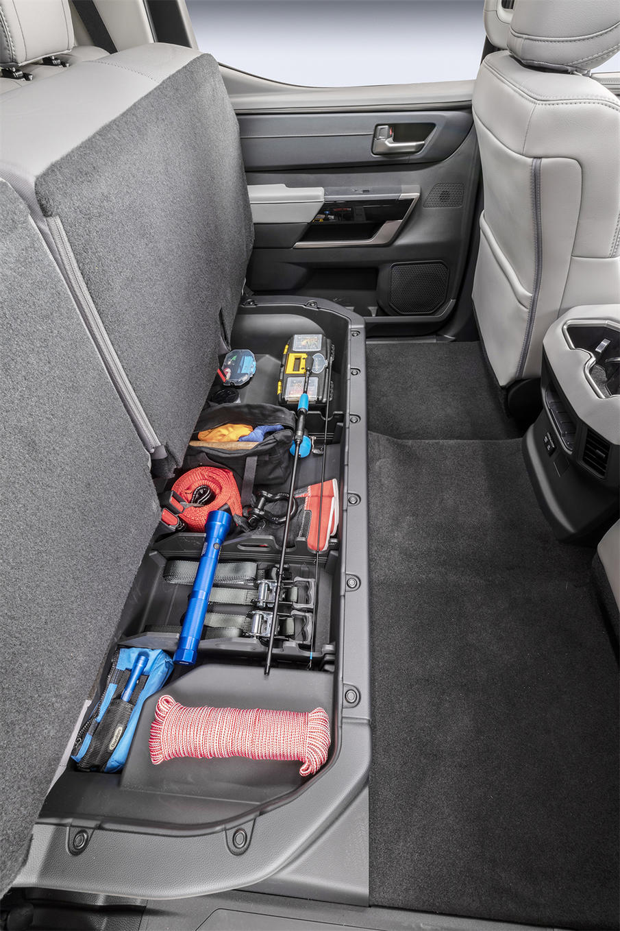 全新丰田坦途最高配的内饰,丰田坦途2023最新款内饰