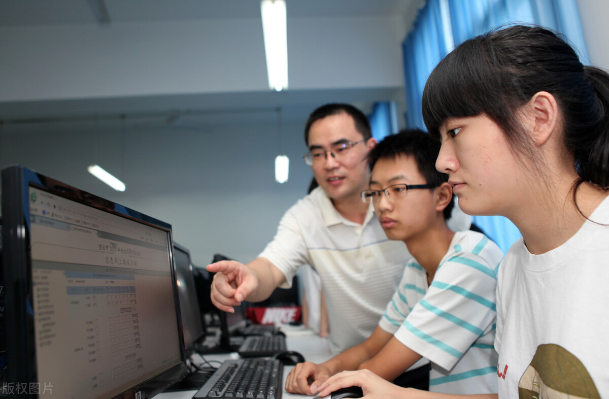 高考补录多少分有机会,比提档线低两分能被录取吗