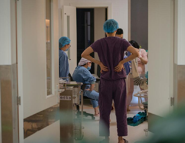 剖腹产时紧张怎么办,剖腹产紧张容易大出血吗