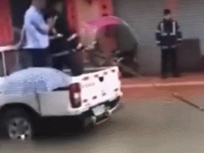 惊心动图+惨痛案例！物业人需提醒业主汛期防灾避险知识多重要？