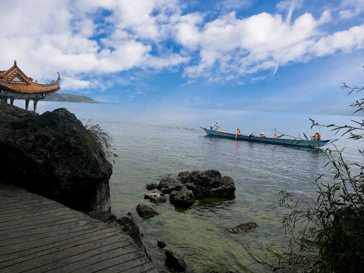 抚仙湖孤山上有什么景点,抚仙湖里的小岛
