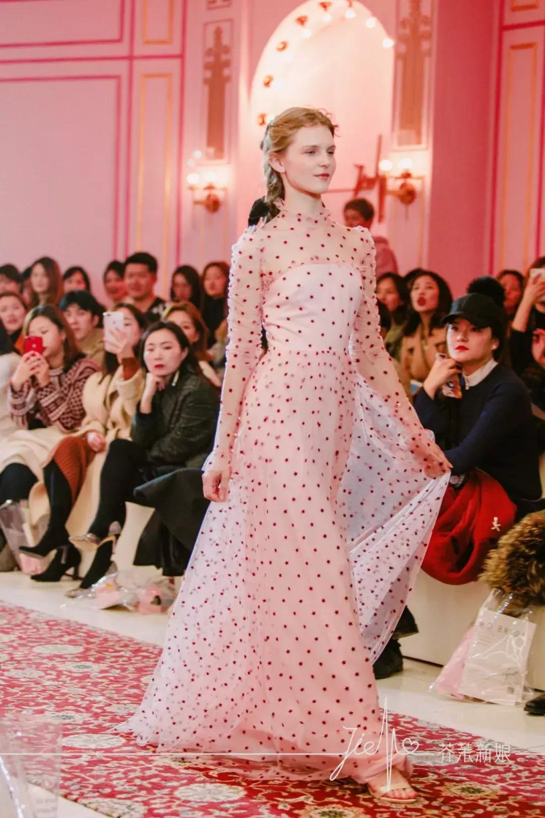 芥茉新娘婚纱品牌介绍,芥末发布会完整视频