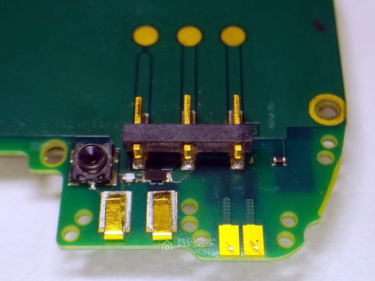 70余图拆解2008年款诺基亚全键盘旗舰E71,曾经的神机名不虚传