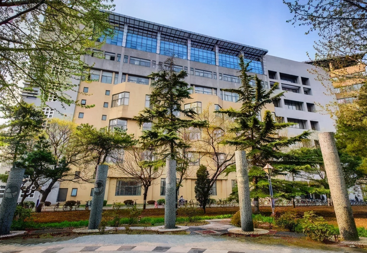 北京出干部的学校,毕业就当公务员的五大官校