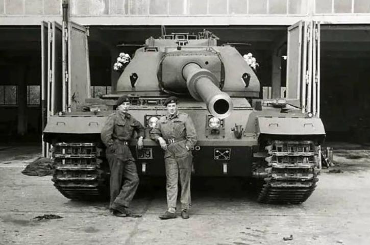 坦克世界2023年最强重坦,坦克世界y系中坦好还是重坦好