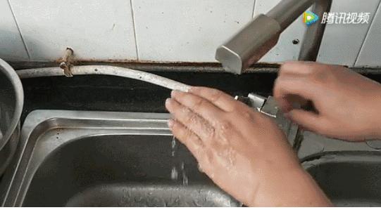 油烟机怎么快速去污垢小妙招,油烟机自动清洗小妙招视频
