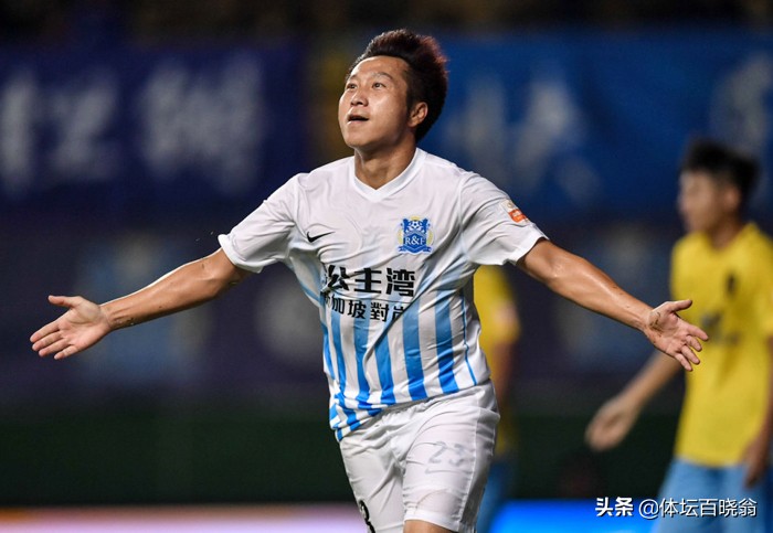 他是现役南粤足球代表！迄今生涯均在广州效力，35岁在联赛进球