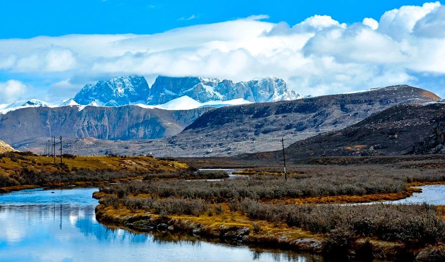 甘孜稻城亚丁景区圣水门优惠,甘孜免门票景点到什么时候
