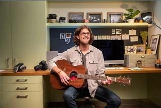 don吉他和雅马哈吉他哪个好,雅马哈可以自弹的钢琴