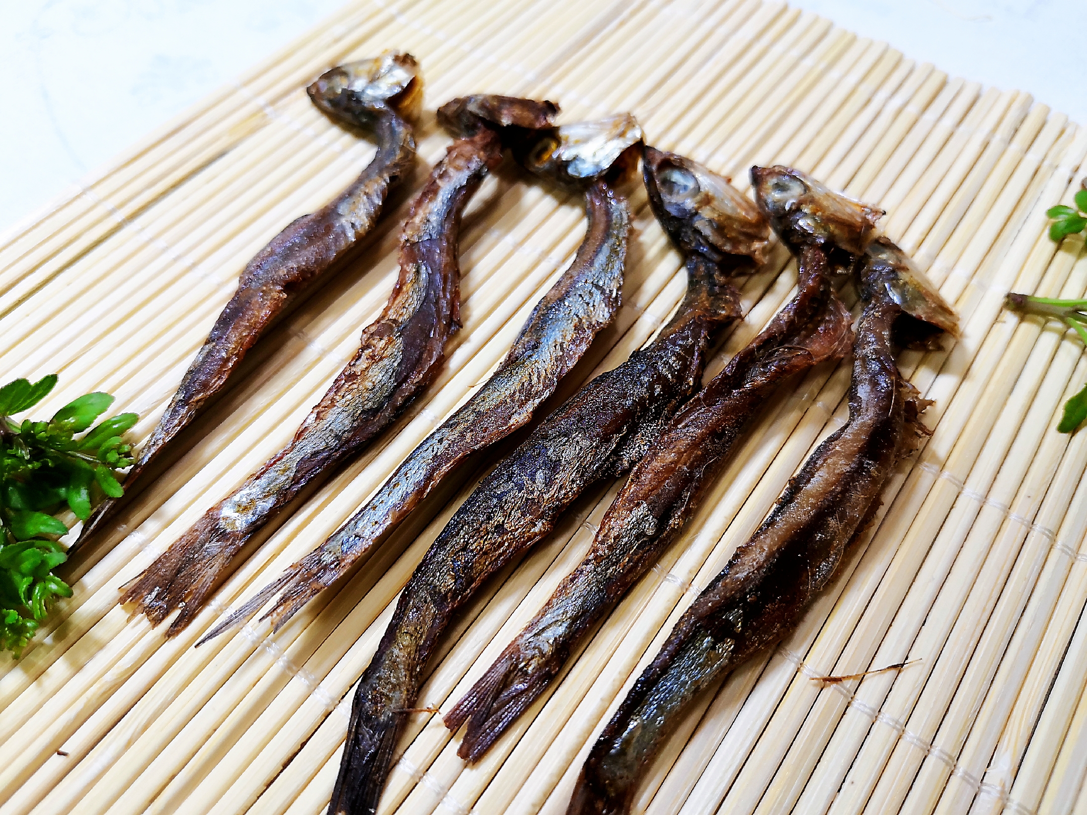 晒鱼干怎么晒好吃又简单,怎么晒鱼干才好吃