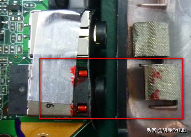 笔记本耳机噪音大如何解决,笔记本一侧耳机无声音的解决方案