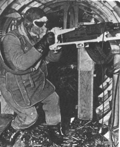 现代战争甲胄,古代甲胄和现代防弹衣