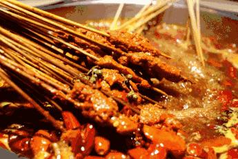 冒菜和麻辣烫的区别在哪里,冒菜和麻辣烫有什么不一样