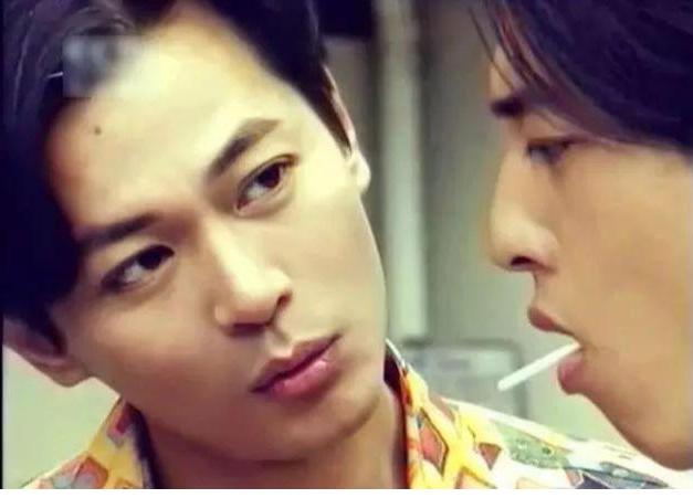 从刘德华接班人沦落到卖保险，58岁的江华如今怎样了