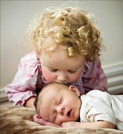 怀二胎了一胎母乳是不是就没有了,二胎的母乳有黄金乳吗