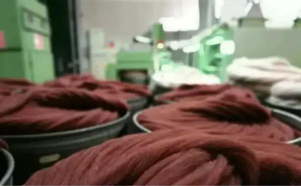 中长款羊毛大衣100%羊毛双面的,一件羊毛大衣需要多少布料