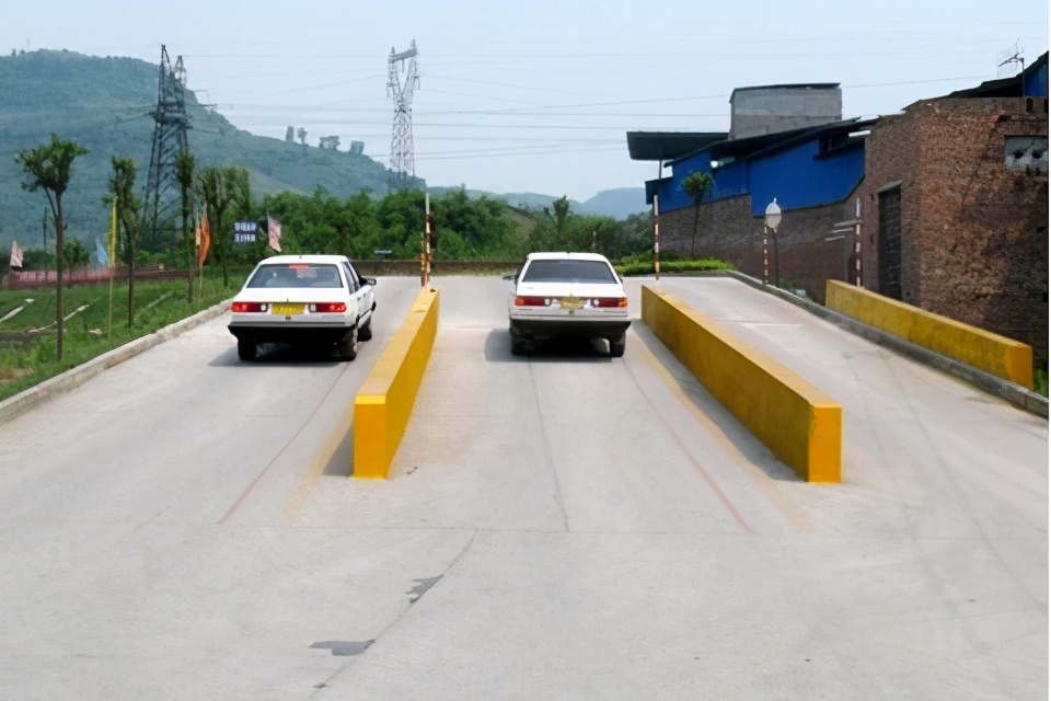 考科目二好几次没过,科目二考了好几次可以退多少学费