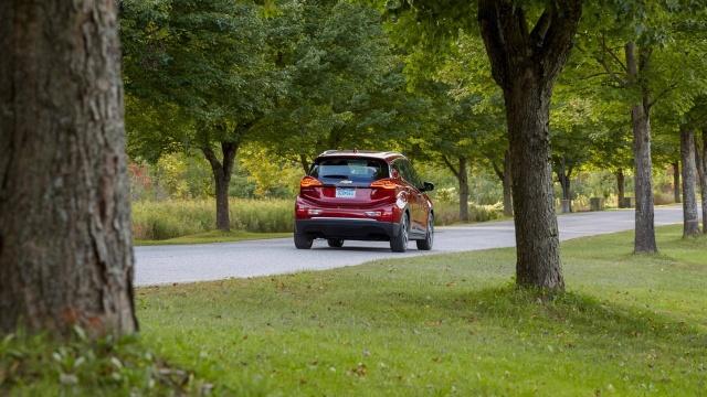 汽车界的“博尔特”，短小两厢，开起来却让人想起高尔夫GTI