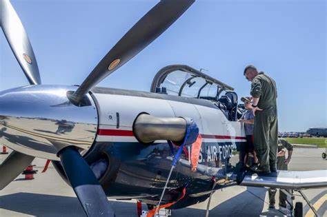 越南采购俄罗斯战斗机,越南采购新型战斗机