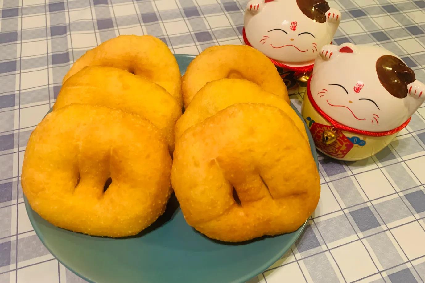 油饼油条怎么做酥脆松软完整教程,发面油条饼怎么做酥脆松软