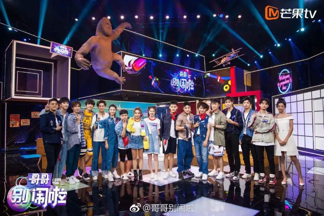 主持人为什么语速这么慢,为什么主持人都早衰