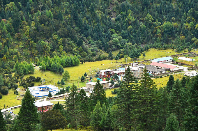 丹巴藏寨住哪里好,丹巴党岭村在哪里