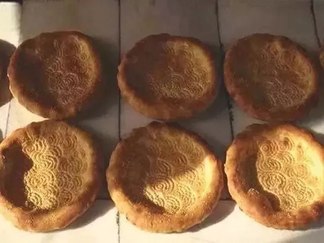 馕的种类,你吃过或见过的馕的种类