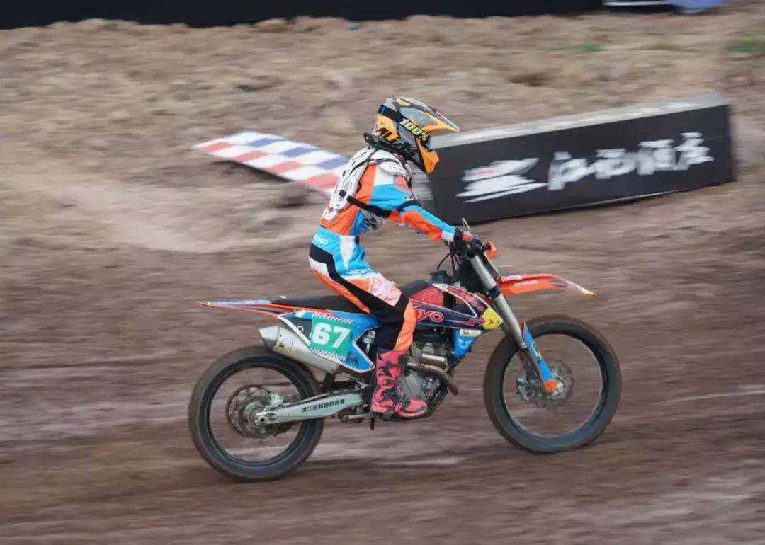 江小白越野摩托车,2019年江小白越野摩托车