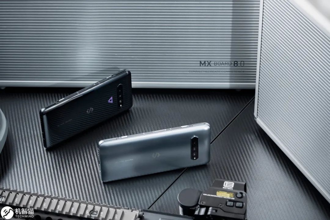 夏天用什么手机不发热,夏天如何保持手机不热